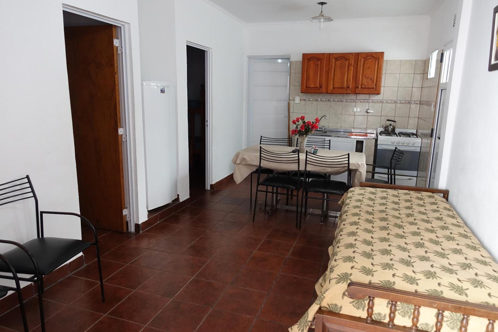 Departamentos VILLAHERMOSA de Un Dormitorio - Dos Dormitorios y Monoambientes San Clemente del Tuyú Exterior foto
